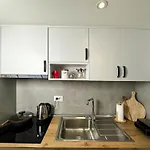 Select 2 Apartment