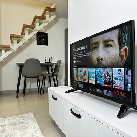 Select 2 Apartment Tirana