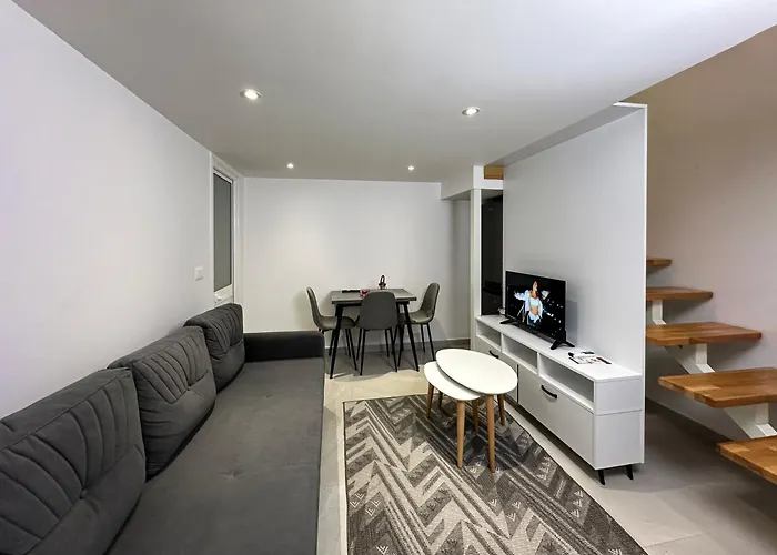 Apartament Select 2 *